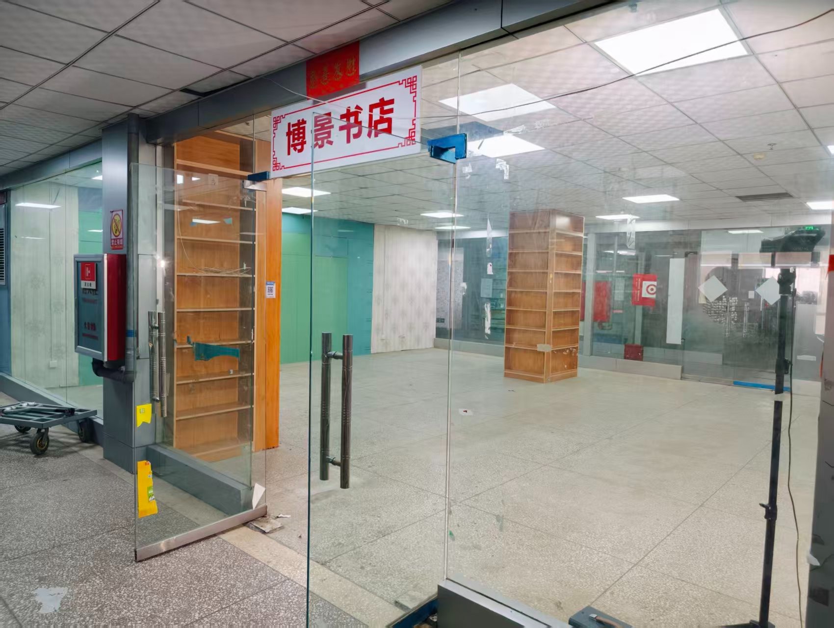 白圭西街AI浪潮已至，优质企业抢先布局
